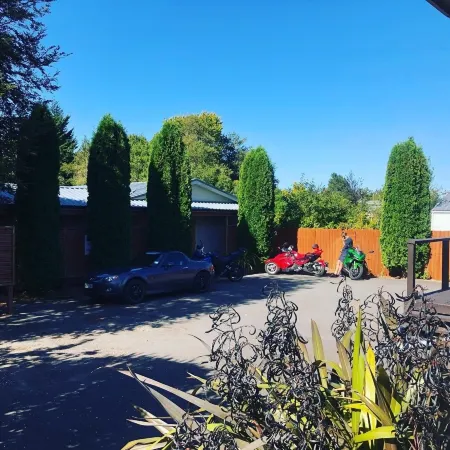 Springfield Motel and Lodge