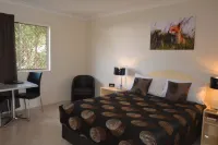 Rocky Gardens Motor Inn Rockhampton Hotels in Allenstown