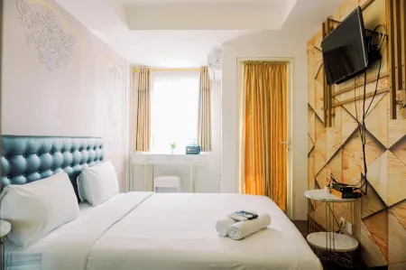 Cozy and Simply Look Studio Room Baileys Apartment