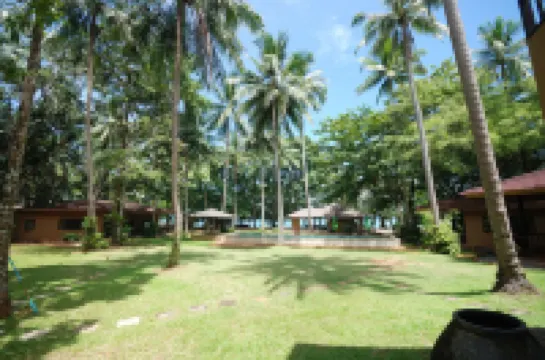 Melina Beach Front Bungalows