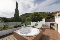 Cabot Las Velas Apartments - Hot Tub