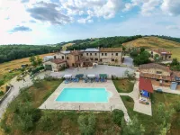 Cottage in Asciano with Pool and Terrace - piscina