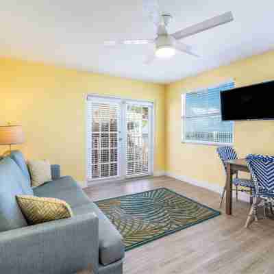 Rainbow Bend Resort Rooms