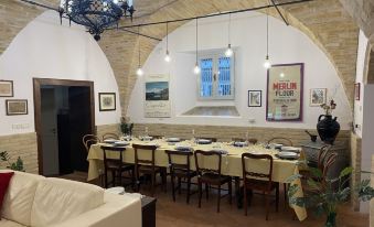 Palazzo Capparucci - Dimora Storica - Guest House