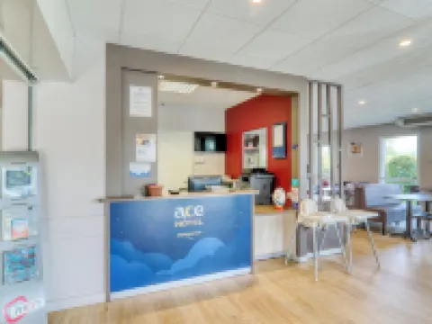 裏永艾斯酒店 里永酒店