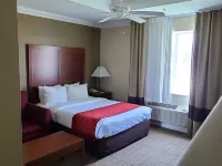 Samir Stay at NW Expressway Hotels near Hefner Lake & Park