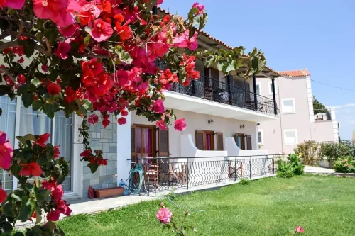 Ostria's House - Pet Friendly