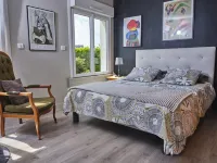 Les Roses Hotels in Sibiril