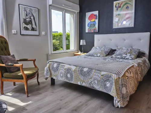 Les Roses Hotels in Santec