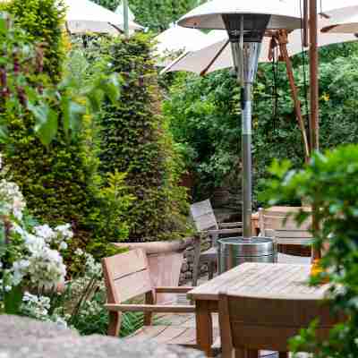 Mr & MRS Smith the Wheatsheaf Inn Hotel Exterior