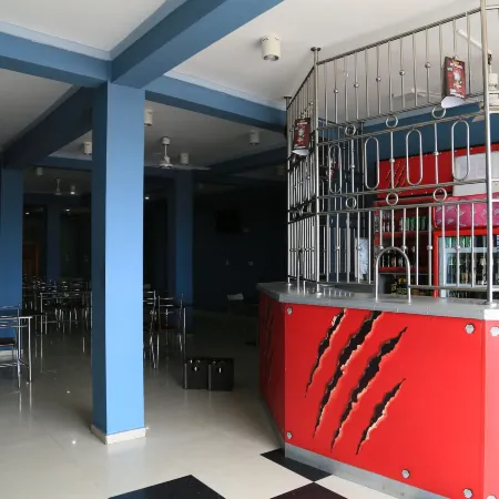 Kings Hotel Restaurant and Bar