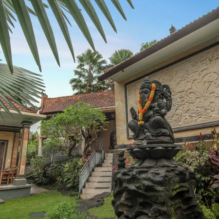 Abhirama Villas And Spa