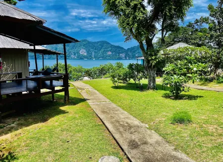 Hip Seaview Resort @ Phi Phi