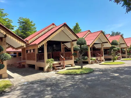 Sukthawee Отели рядом с достопримечательностью «Wing 5»