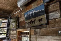 Ski Inn Taphouse Hotel Hotels in Sisters