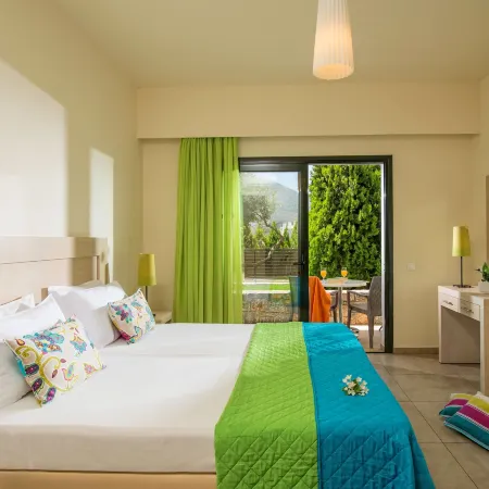 Kristalli Hotel Apartments