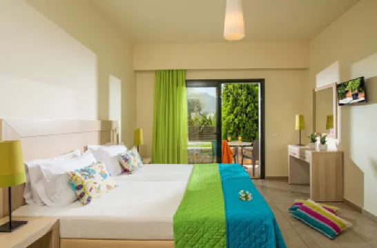 Kristalli Hotel Apartments Отели в г. 