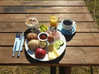Nexø Modern Hostel. Private Rooms - breakfast