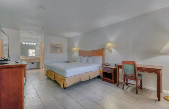 針城裡約多索旅館