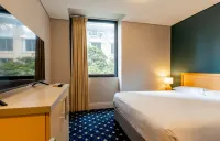 Hotel Coronation Hotels in Sydney