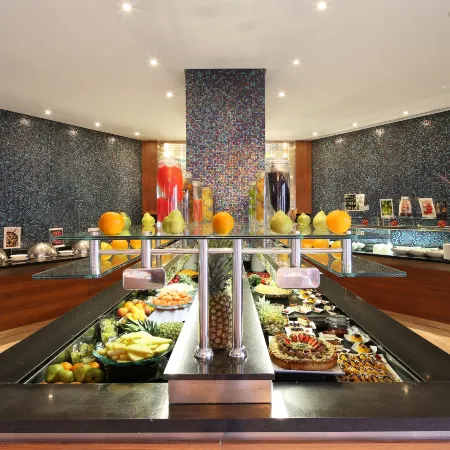 Hilton Vilamoura As Cascatas Golf Resort & Spa