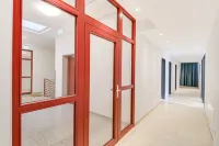 Hotel-Etage Apfelrot