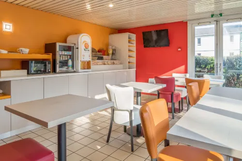 Premiere Classe Rouen Nord - Barentin Ăn uống Photos