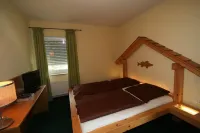 Fischerstüberl Hotels in Furstenzell