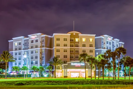 Residence Inn Clearwater Downtown Отели рядом с достопримечательностью «Библиотека Клируотер Мейн»