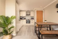 Old Prestwick View - Donnini Apartments Hotels in Tarbolton