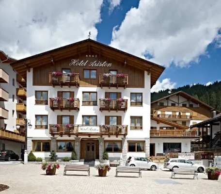 Hotel Ariston B&B and Restaurant Madonna di Campiglio