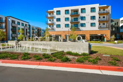 Bluebird Suites Near Facebook HQ