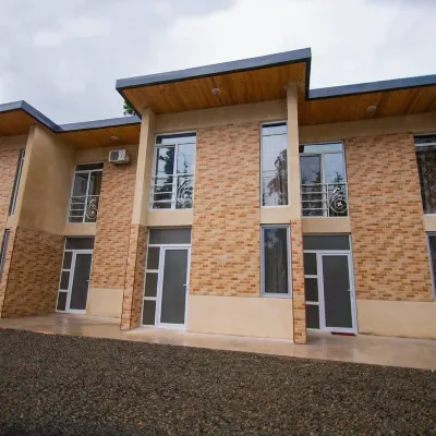 Holiday Cottages Отели в г. 