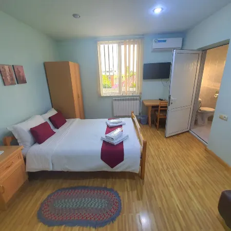 Kesabella Touristic House Отели в г. Паракар