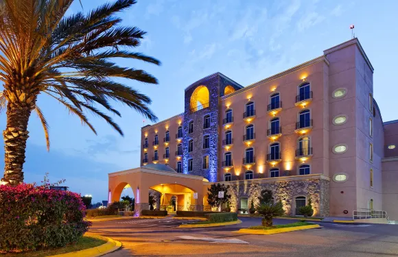 Holiday Inn Express 瓜納華託