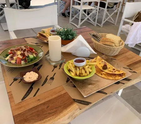 Koukounari Apartments