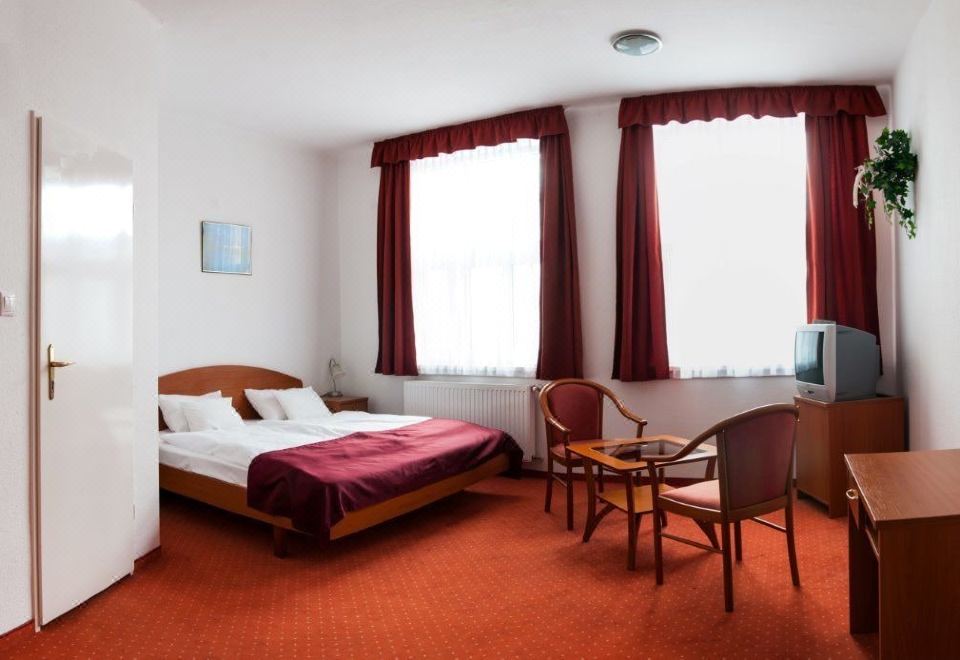 Broadway City Guesthouse - Housity