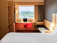 Ibis São José Dos Campos Colinas Hotels in Sao Jose dos Campos