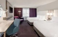 Crowne Plaza Suites Arlington