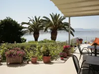 Hotel Theoxenia Hotels in Loutraki-Agioi Theodoroi