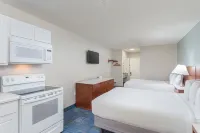 Bikini Beach Resort - balcony