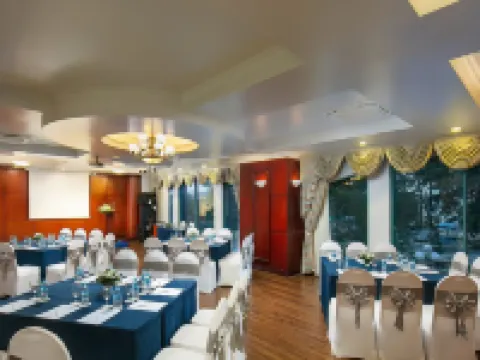 เดอะ เทรย์ โรงแรม ไฮฟอง โรงแรมในไฮฟอง