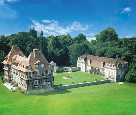 Ibis Budget Lisieux Отели в г. Ла-Крупт