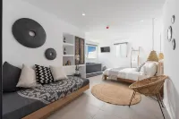 Little Venice Villas Hotels near View of Alefkandra (Little Venice)