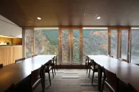 Hotel Iya Onsen فنادق في ميوشي