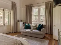 Lemoenfontein Hotels in Central Karoo DC