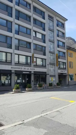 Hôtel de la Poste Martigny - City Center