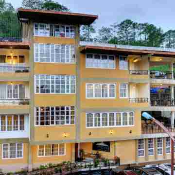 Summit Newa Regency Hotel Exterior