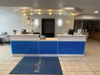 Baymont Inn & Suites by Wyndham Anchorage Airport - Wifi