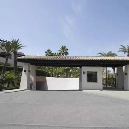 Luxury Penthouse in Medina Banus